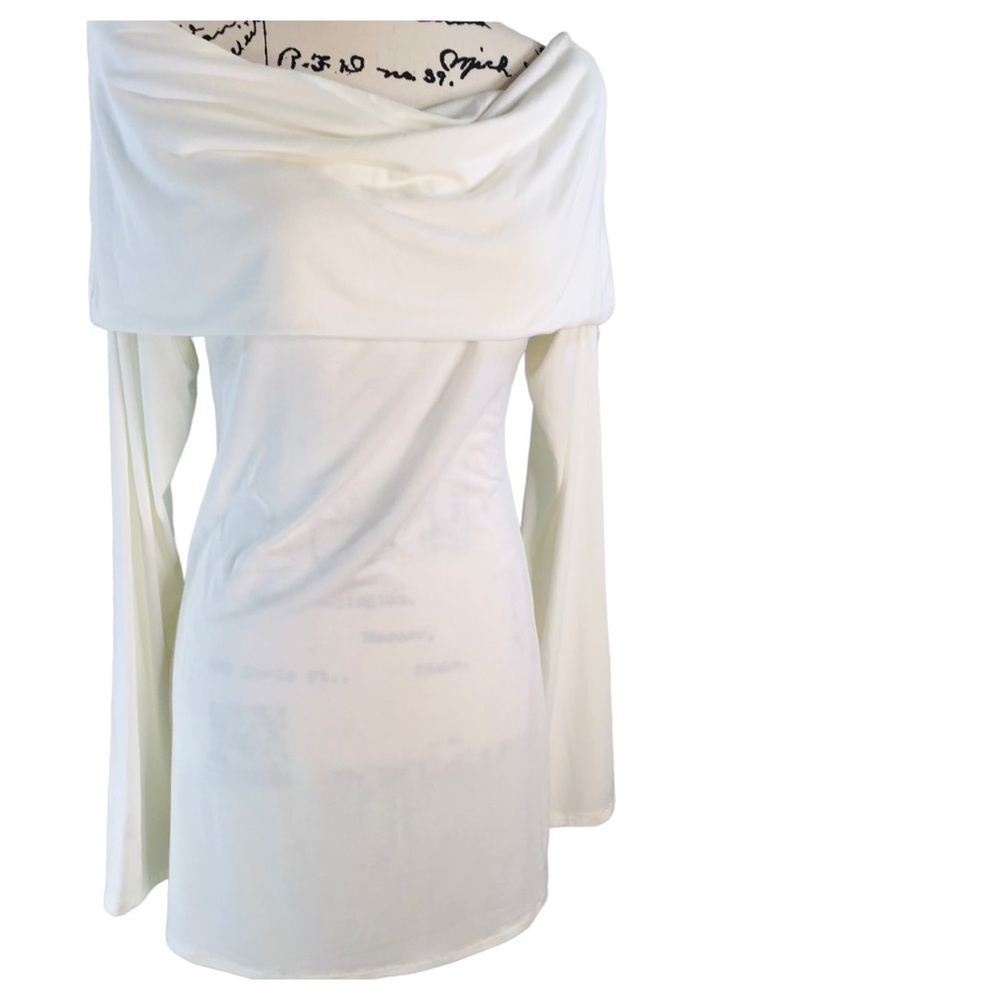 Julian Chang - Off-The-Shoulder Long Sleeve Tunic Top Size L in Winter White - Picture 2 of 15